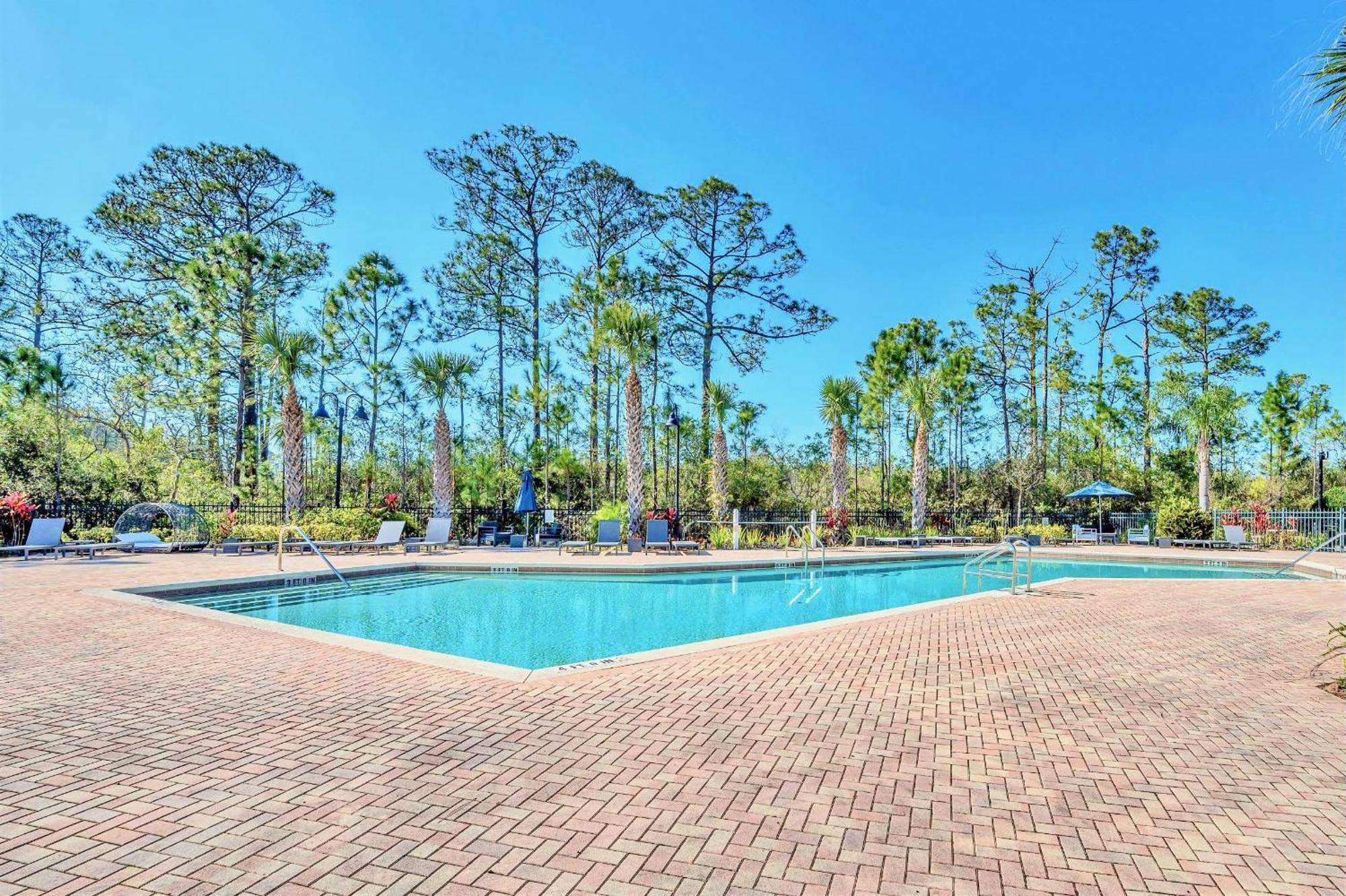 Bright 2Br Condo With Pool And Hot Tub - Near Disney! Орландо Экстерьер фото